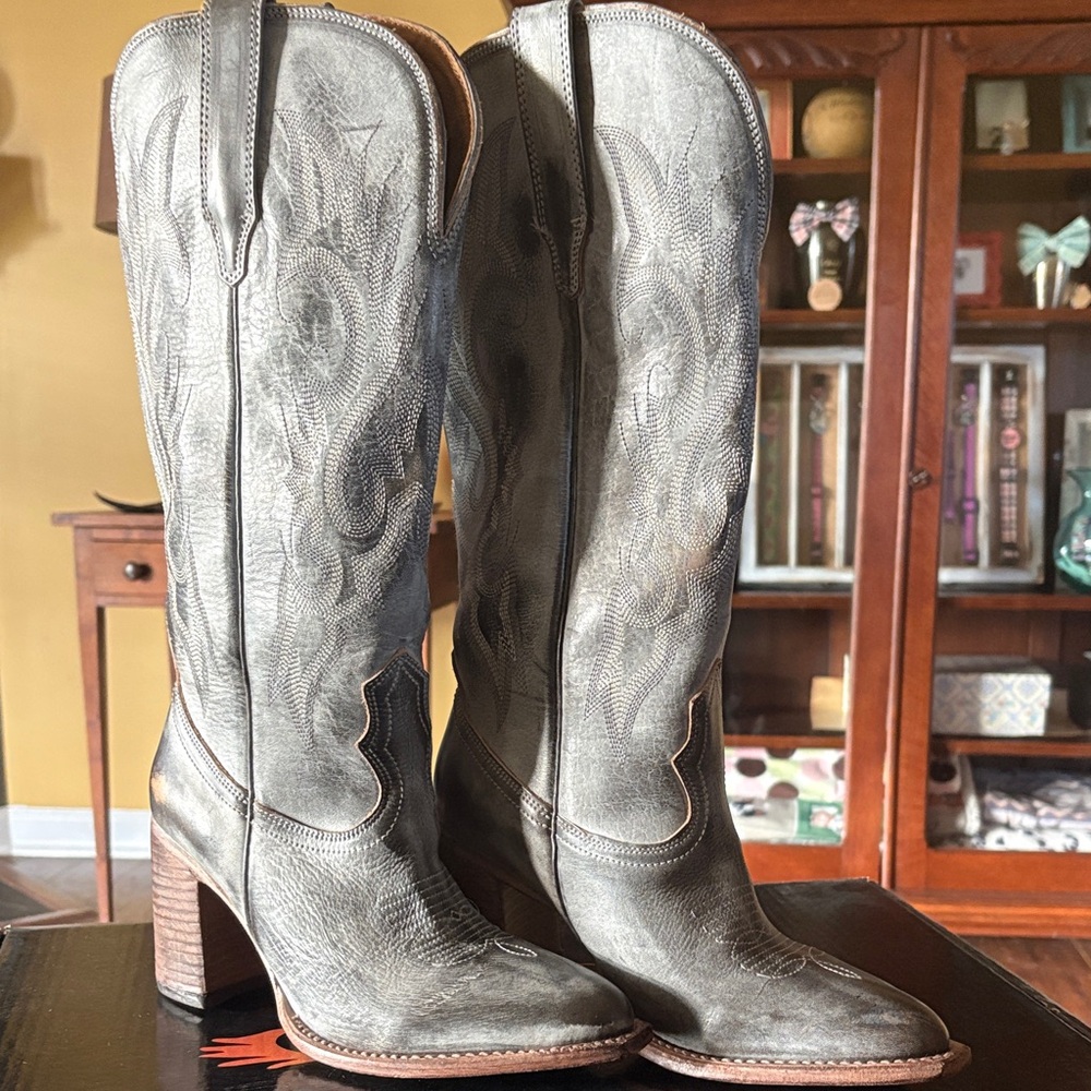 Freebird by Steven Gray Embroidered Heeled Boots - Picture 5 of 11